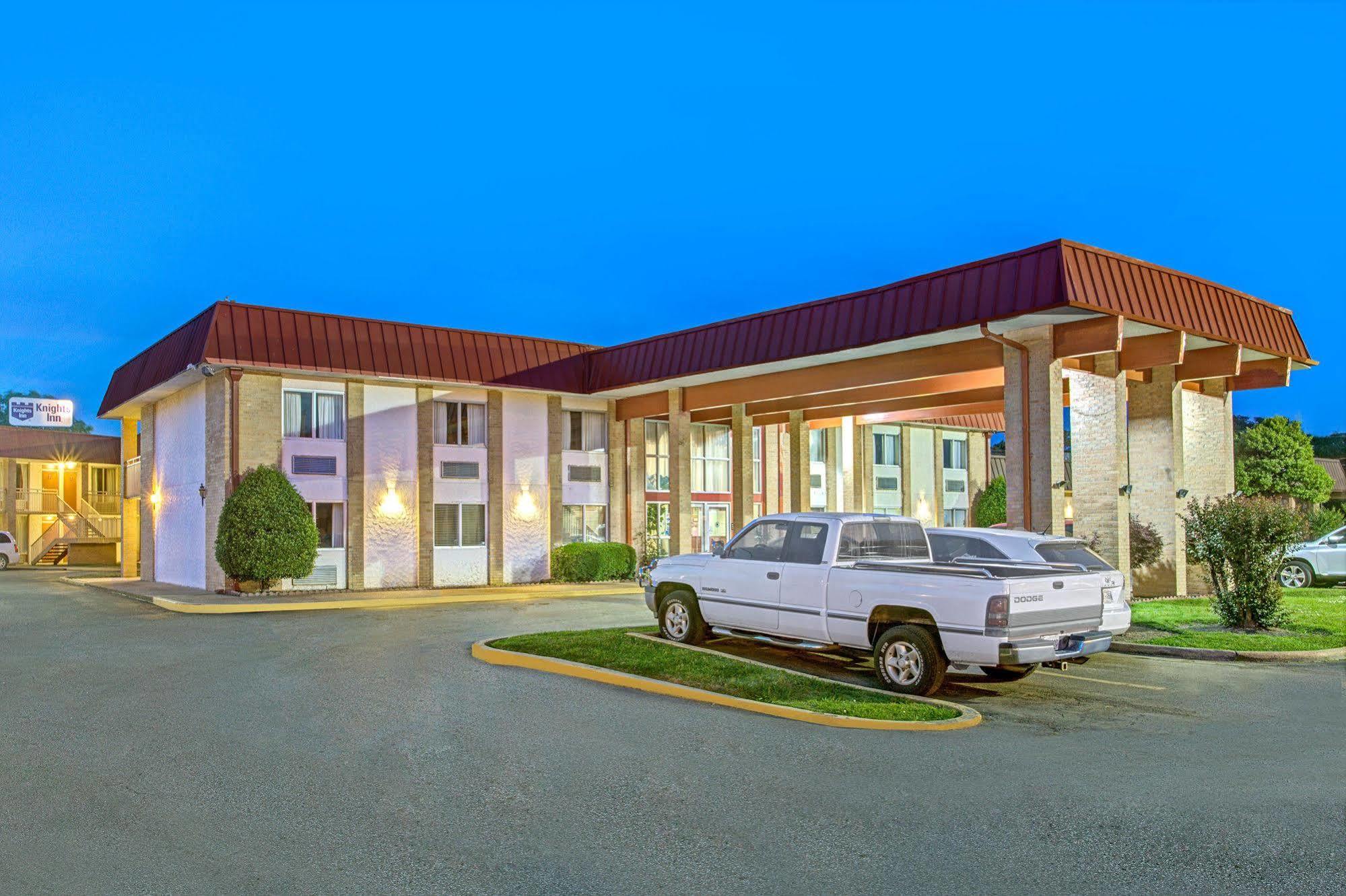 Knights Inn Memphis Airport ภายนอก รูปภาพ