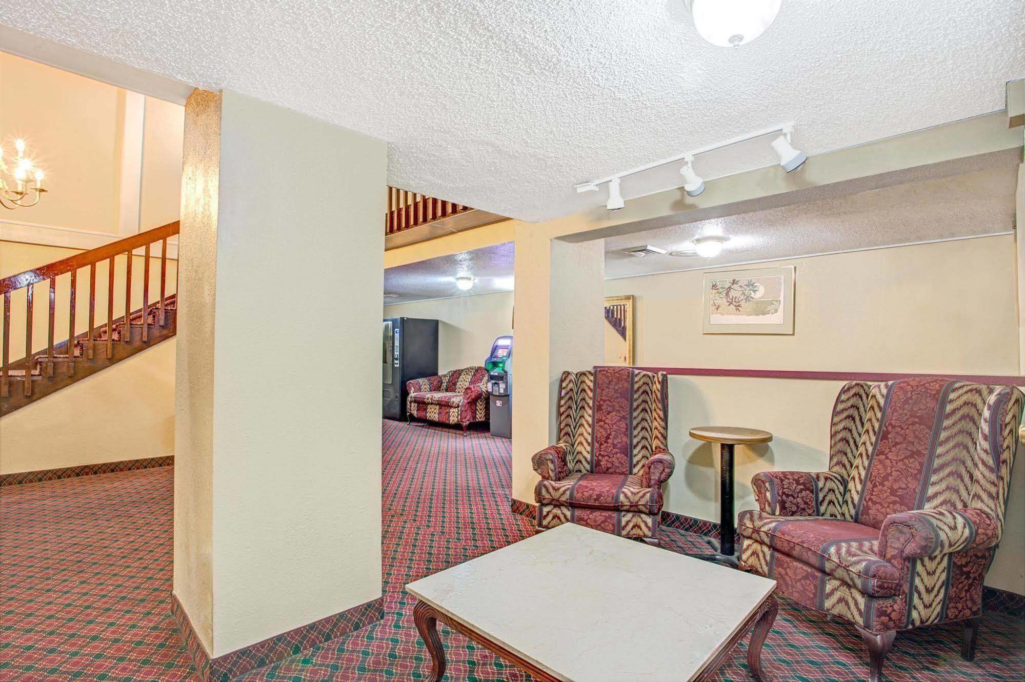 Knights Inn Memphis Airport ภายนอก รูปภาพ