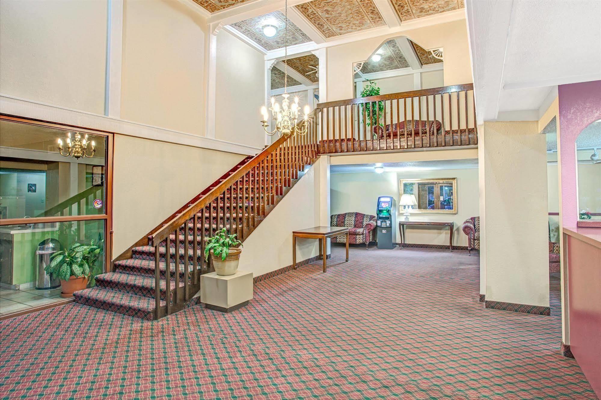 Knights Inn Memphis Airport ภายนอก รูปภาพ